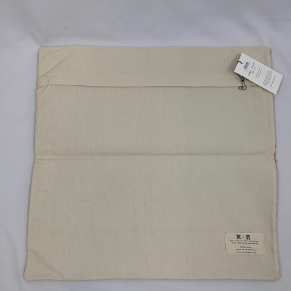 Sien + Co Pila‎ Handwoven Wool Pillow Cover Butterscotch 100% Sheep Wool 20 X 20 - Picture 4 of 7